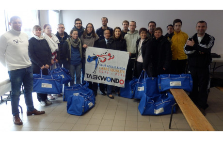 Remise des packs aux clubs labellisés 